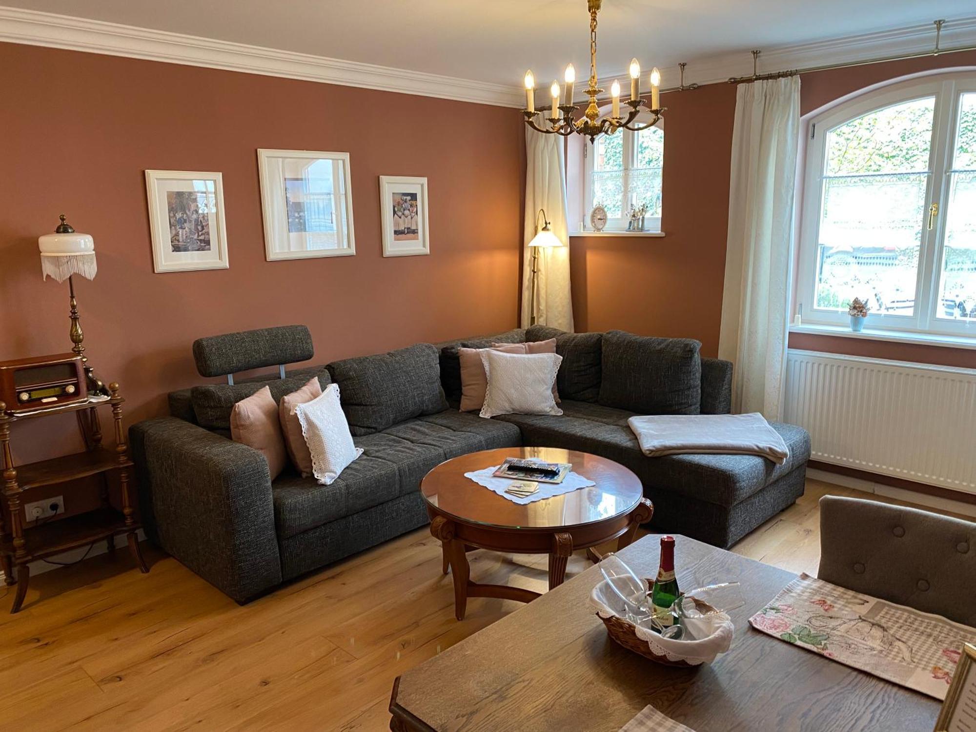 Im Limonadenhaus - Adults Only Luebbenau